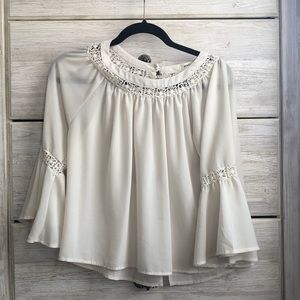 Beautiful Blouse! Split open back